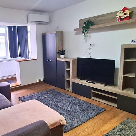 Cozy Apartment- Zona Centrala باكاو المظهر الخارجي الصورة