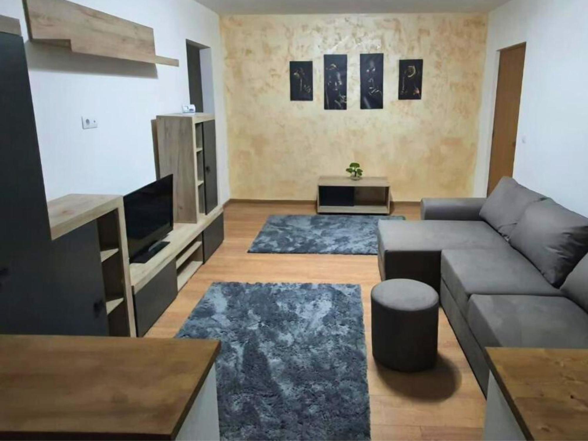 Cozy Apartment- Zona Centrala باكاو المظهر الخارجي الصورة